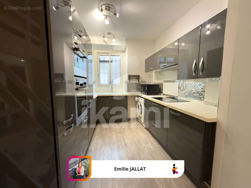 Appartement à FONTAINE