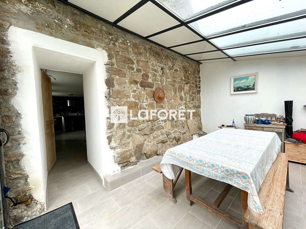 Maison à LE VIEUX-MARCHE