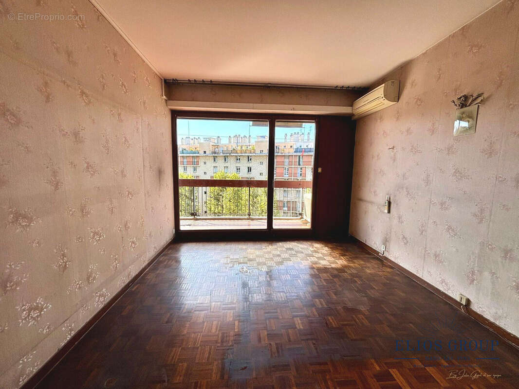 Appartement à MARSEILLE-6E