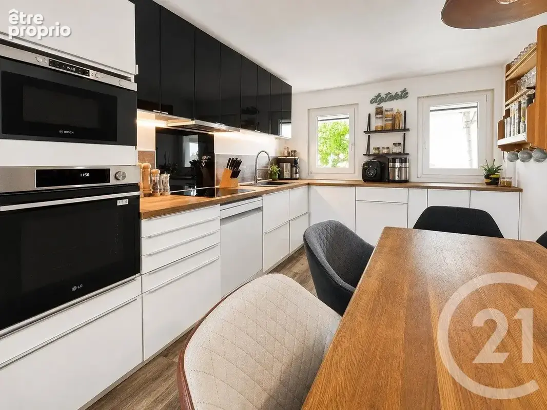 Maison 93 m² à Moissy-Cramayel  - photo 3