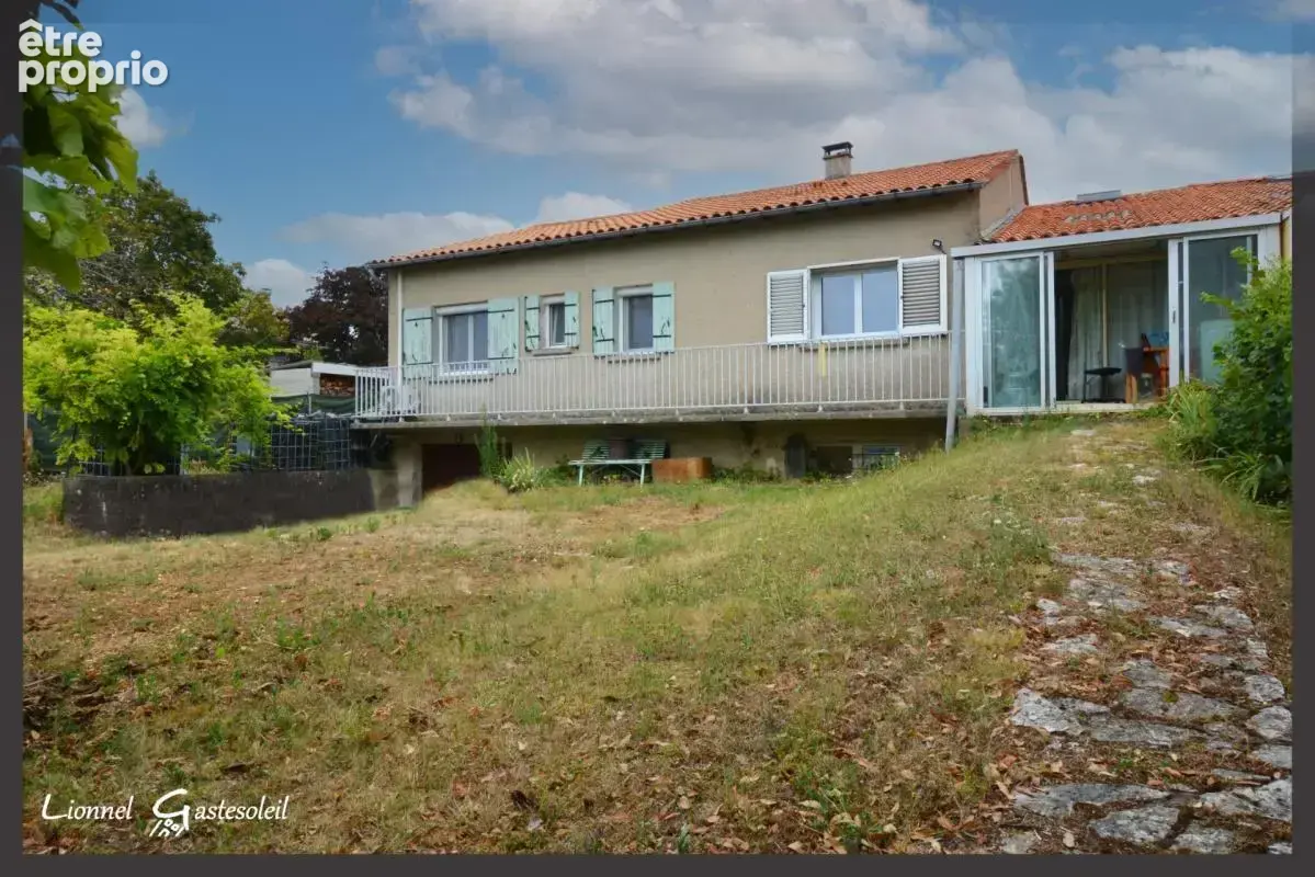 Maison à vendre de plain pieds 2/3 chambres sur la communes de Vélines en Dordogne (24) - photo 2