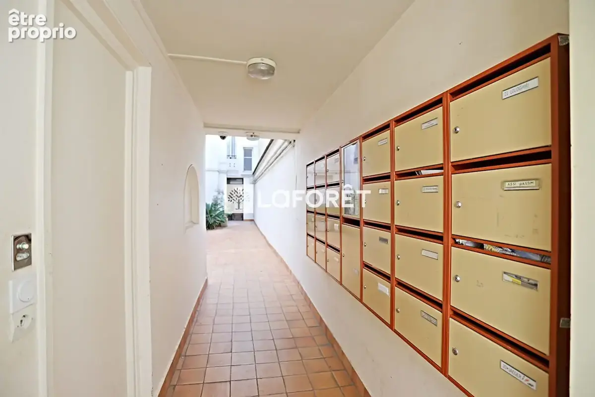 Appartement Paris 3 pièces de 51m² - photo 17