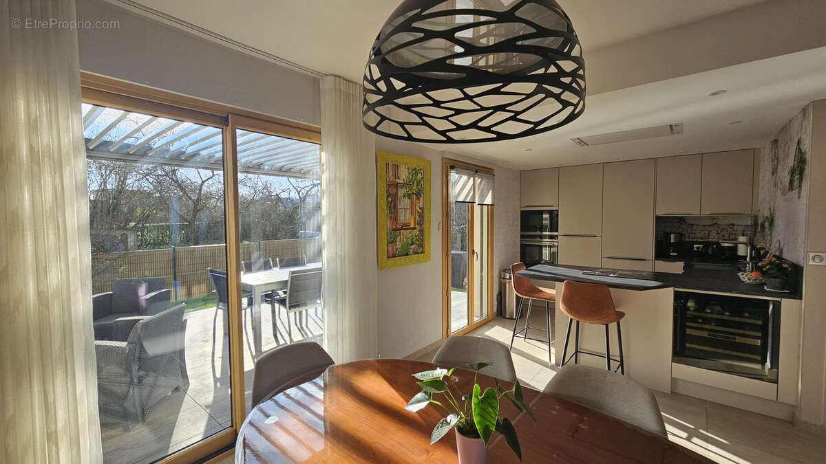 Maison à SAINT-ERBLON