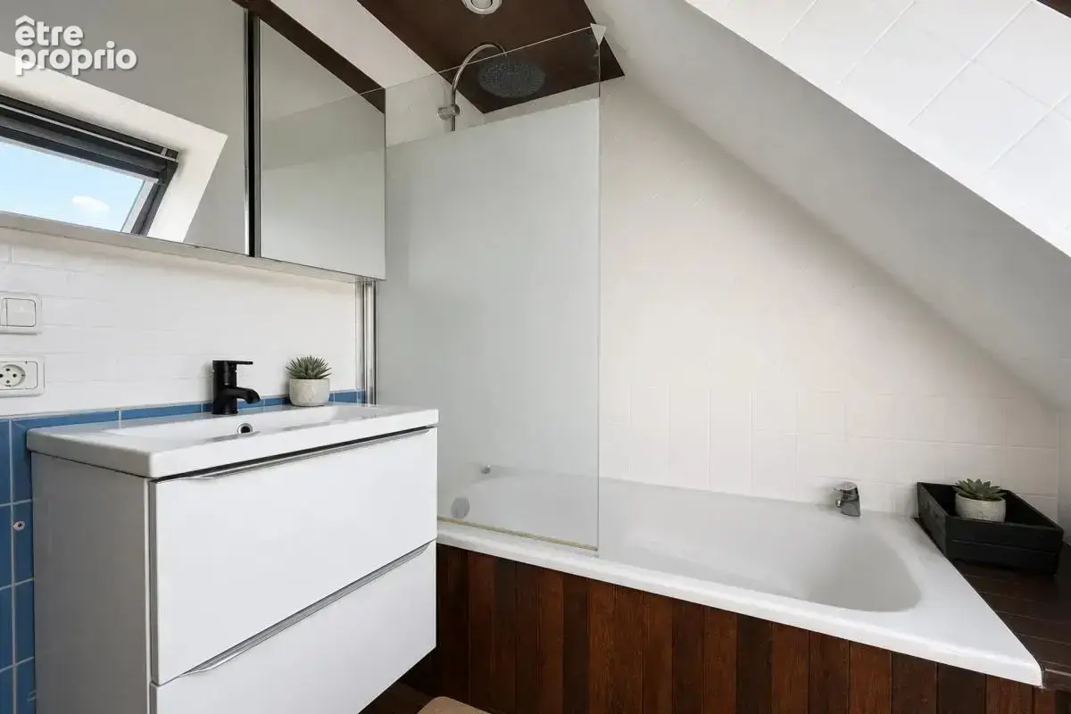 Maison de 5 pièces de 100 m² à Corbeil-Essonnes - photo 14