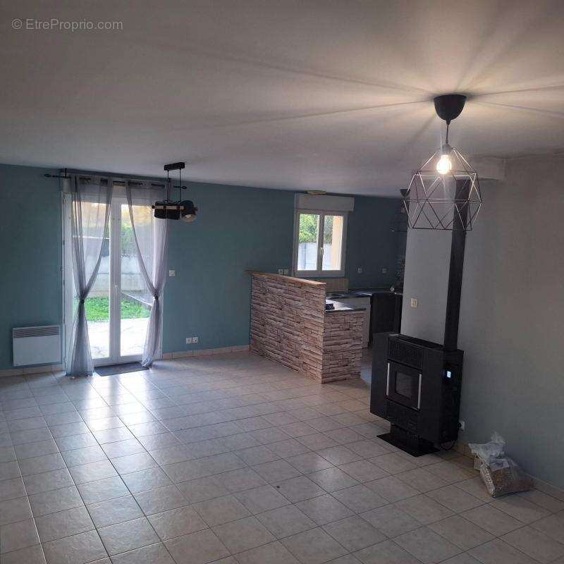 Maison à MINIAC-MORVAN