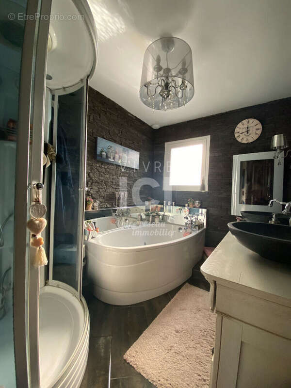 Maison à LA CHEVROLIERE