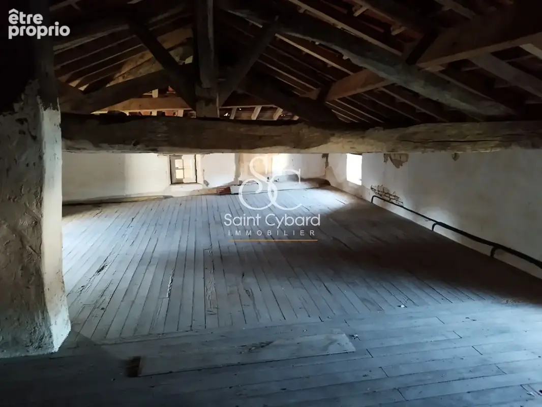 À vendre : Corps de ferme à Douzat - 7 pièces, 5 chambres - photo 12