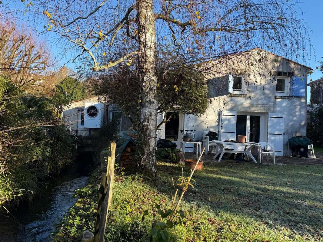 Photo 2 - Maison à SAINT-BRIS-DES-BOIS