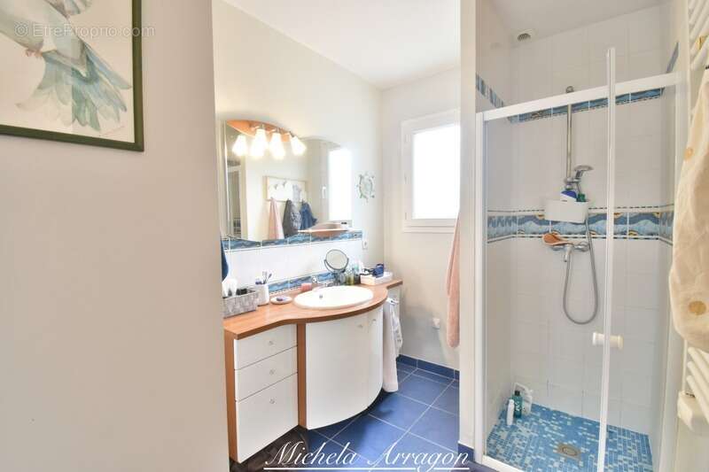 Maison à PORT-DES-BARQUES