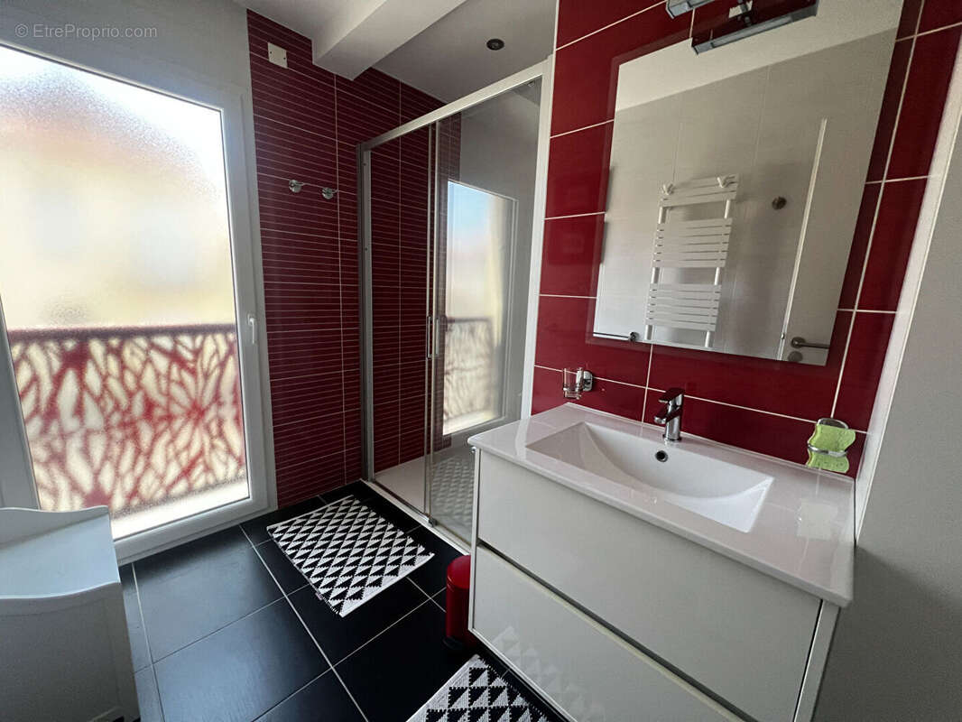 Appartement Les Sables D Olonne 5 pièce(s) 140 m2 - photo 8