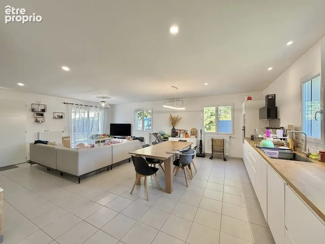 Maison 4 pièces 95 m² à vendre à Loyettes (01360) - photo 7