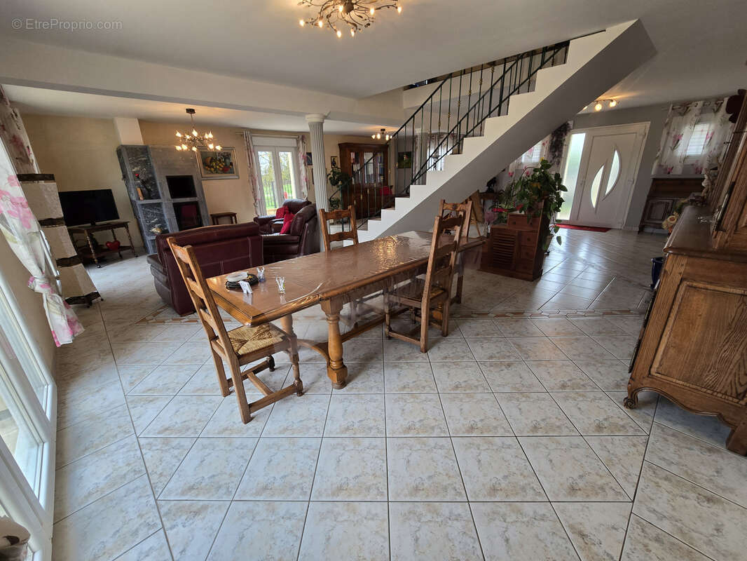 Maison à NOISSEVILLE