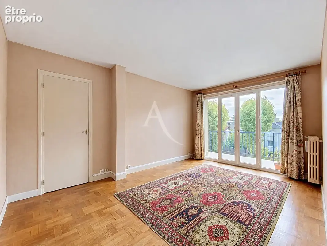 Appartement 3 pièces de 65 m² - Saint-Germain-en-Laye, quartier Alsace - photo 2