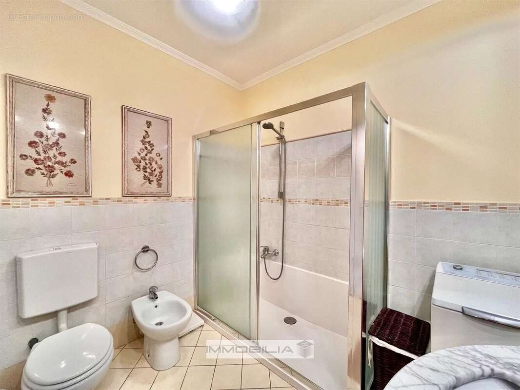 Appartement à MENTON