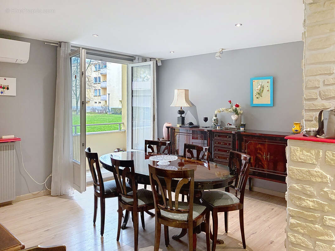 Appartement à FRANCHEVILLE