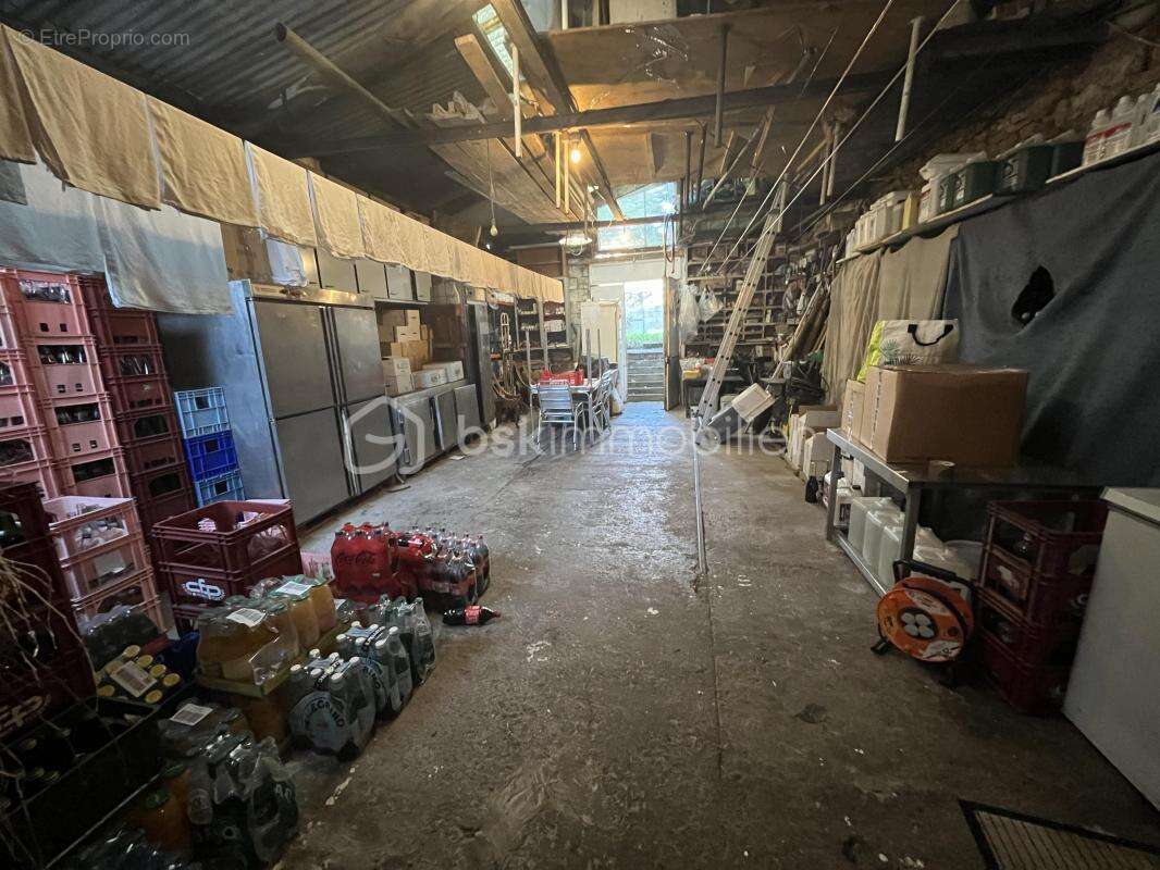 Appartement à LES GRANGES-LE-ROI