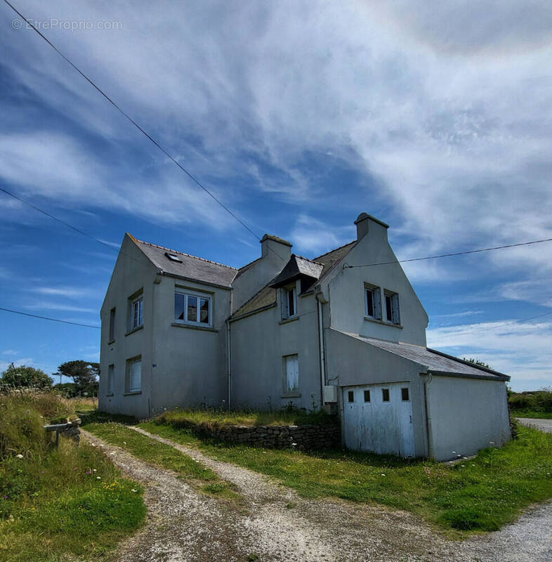 Maison à LANDUNVEZ
