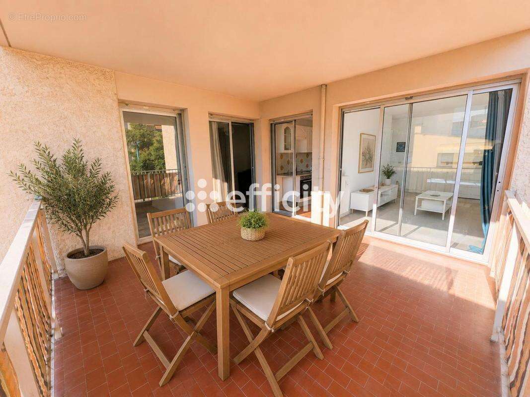 Appartement à MENTON