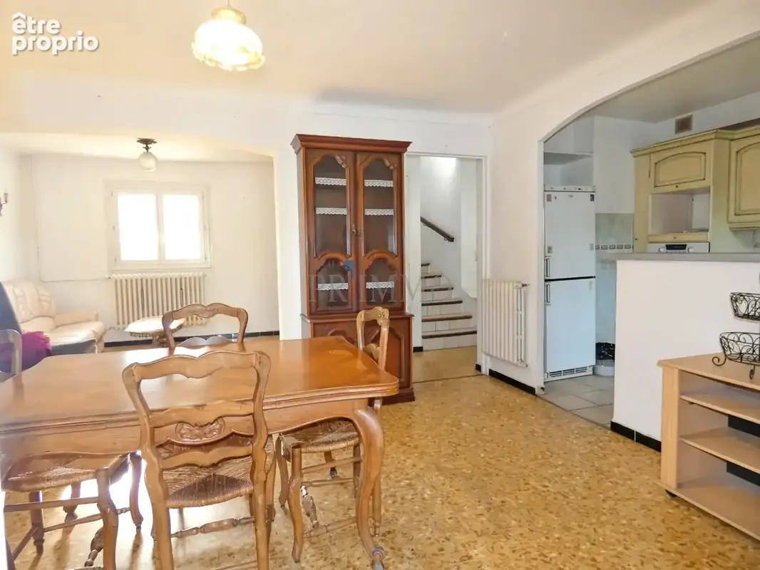 Maison sur 2 niveaux proche centre de roquebrune - photo 8