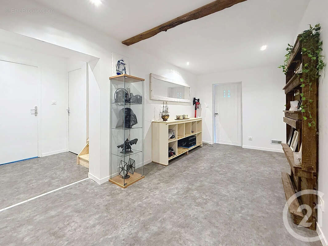 Maison à MAUREGNY-EN-HAYE