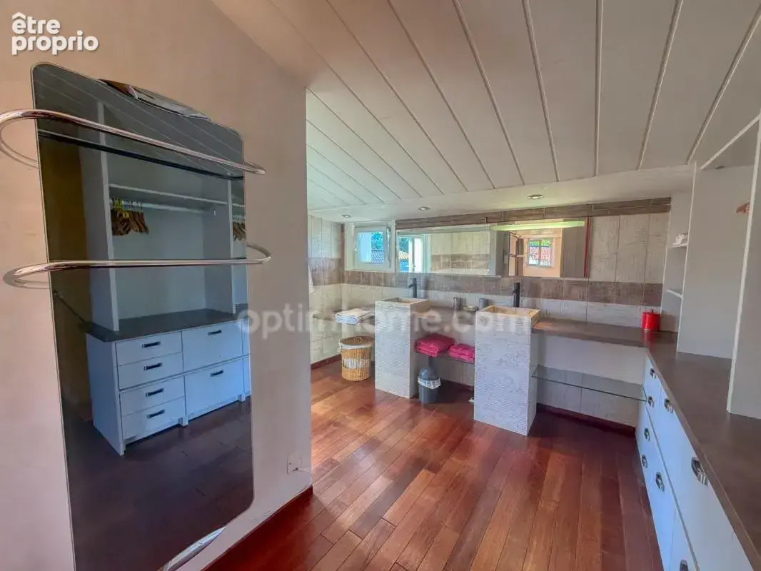 La Menounière, à 200 m de la plage : maison de 126 m² avec 2 suites dont une de plain-pied SAINT PIERRE D'OLERON (17) - photo 18
