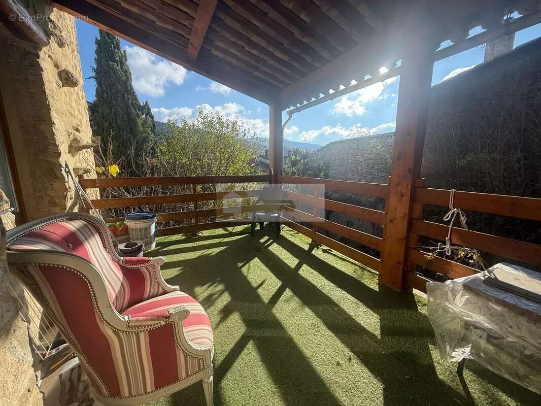 Appartement à PUY-SAINT-MARTIN