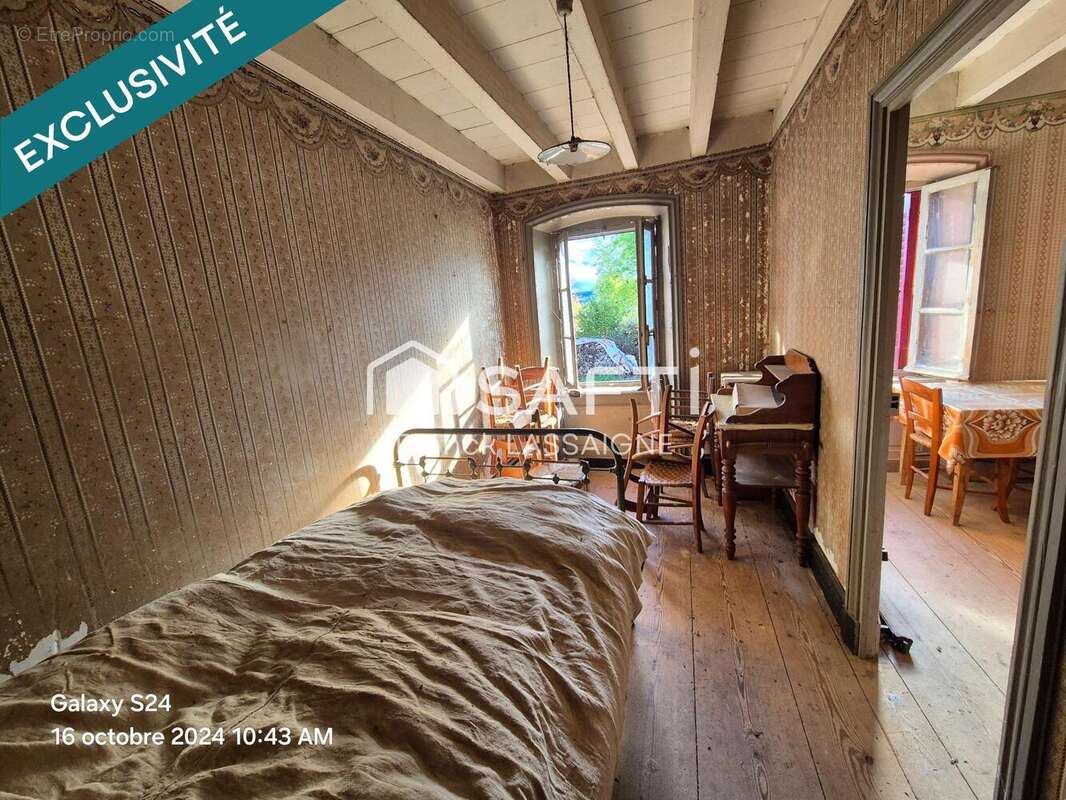 Photo 9 - Maison à SAINT-AMANT-ROCHE-SAVINE