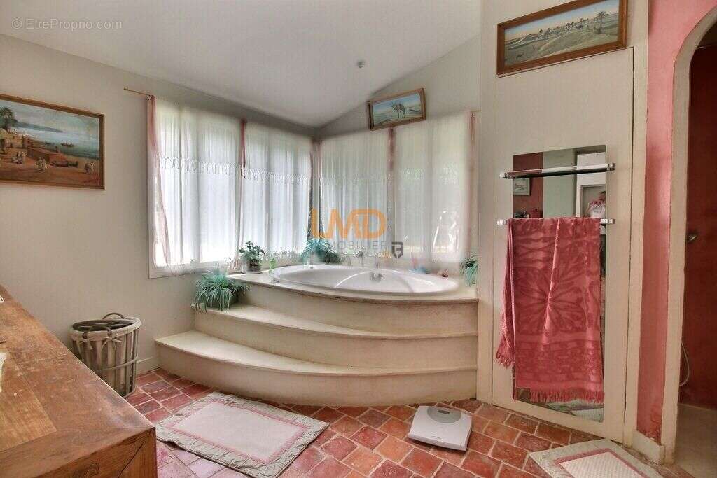 Maison familiale avec piscine chauffée – Proximité plage - photo 9