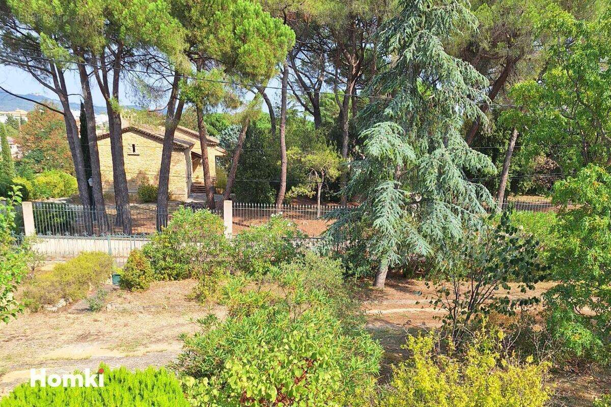 Maison à BAGNOLS-SUR-CEZE