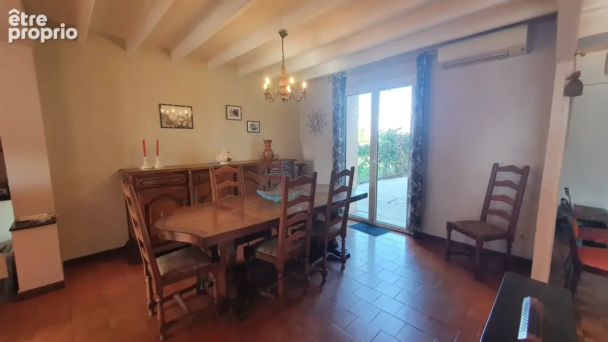 En vente à Hagetmau : maison avec 7 pièces - photo 4