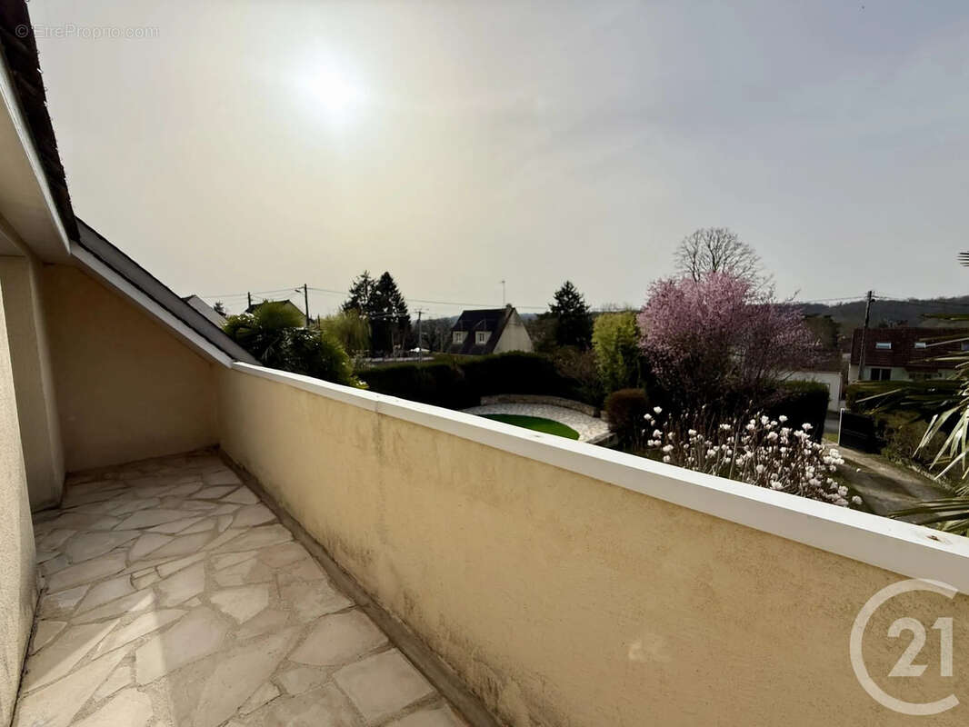 Maison à VULAINES-SUR-SEINE