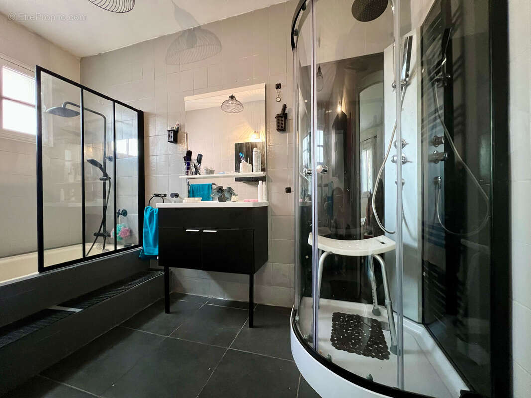 Maison à LA DESTROUSSE