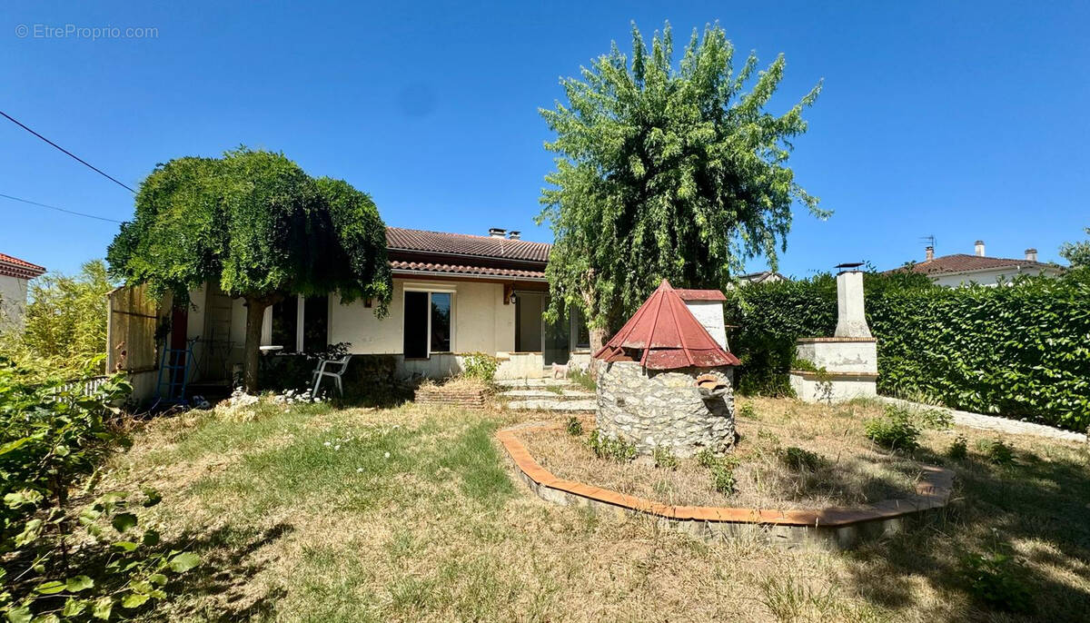 Maison à SAINT-SYLVESTRE-SUR-LOT