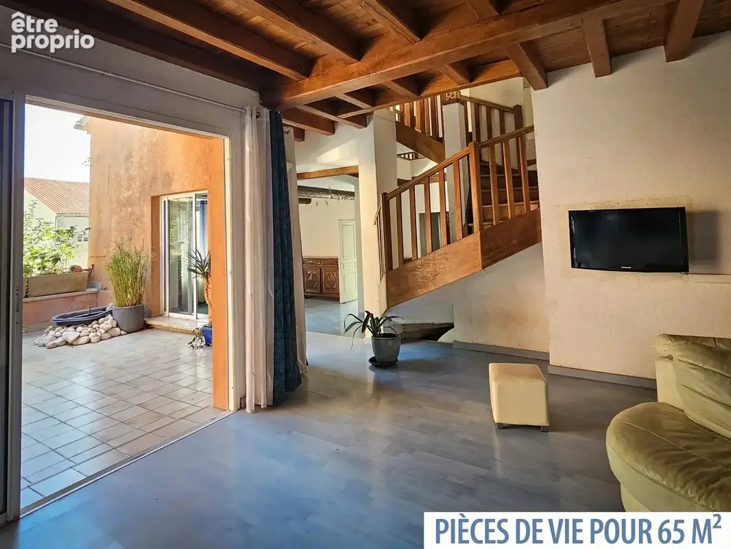 T5 175 m² duplex dernier étage 2 terrasses. Bien situé. - photo 9