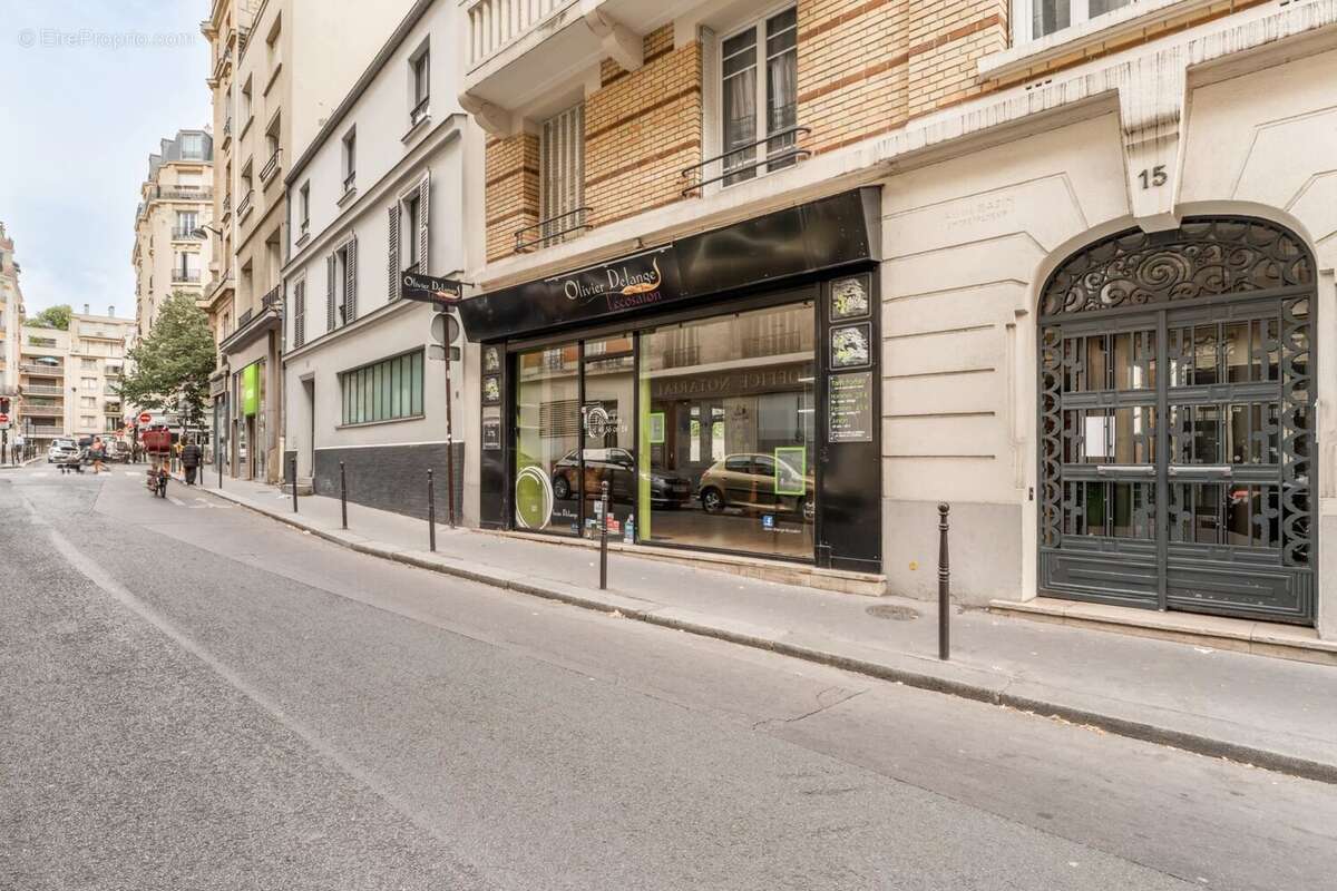 Commerce à PARIS-15E