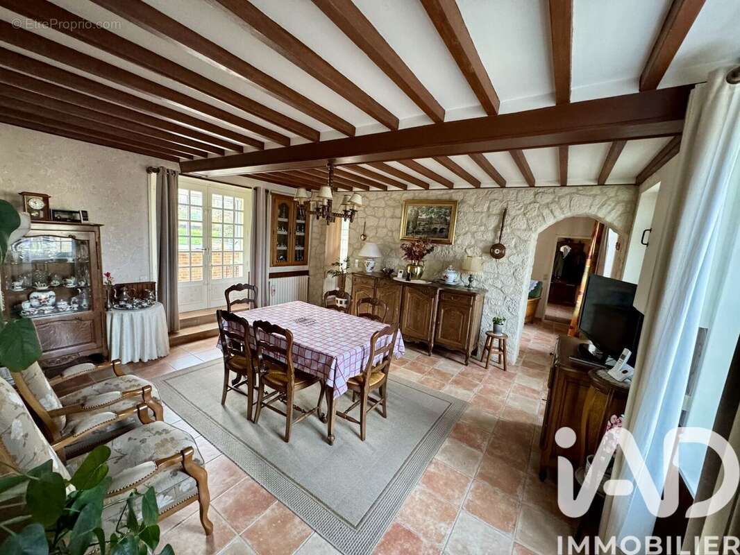 Photo 2 - Maison à LE BREUIL-EN-BESSIN