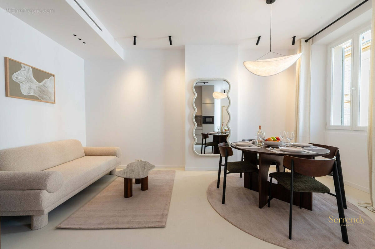 Appartement à CANNES