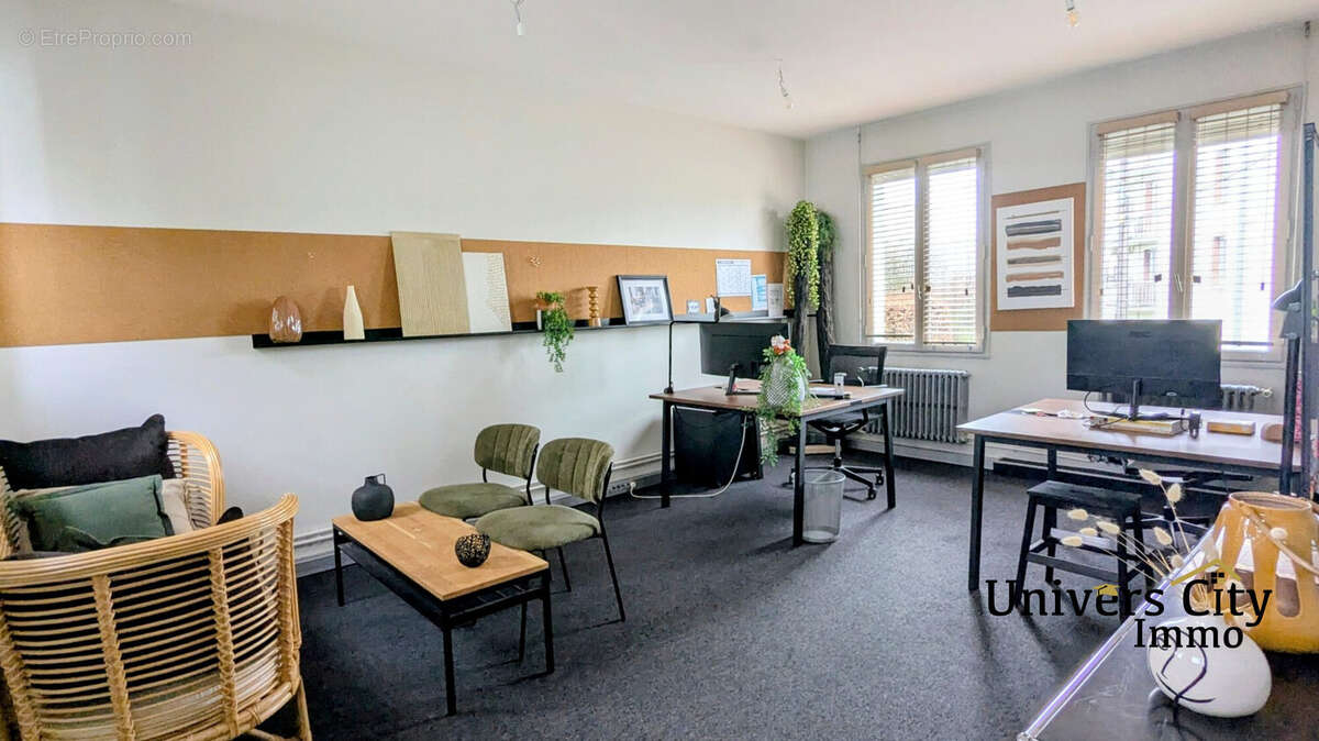 Maison à SAINT-SEBASTIEN-SUR-LOIRE