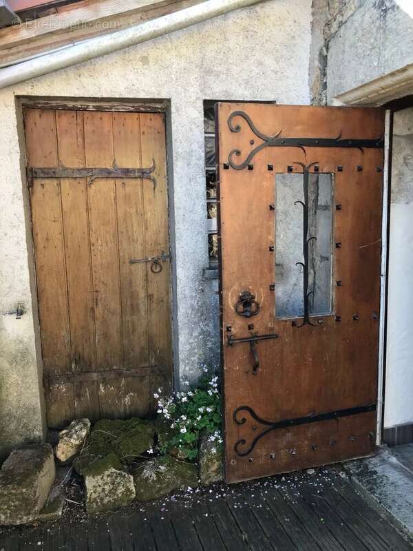 Maison à SAINT-GENEROUX