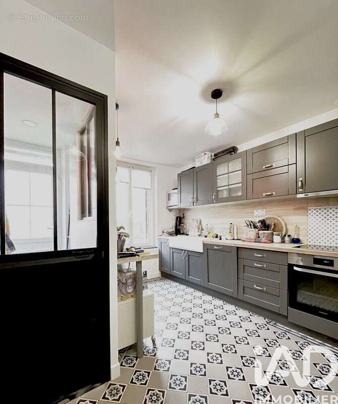 Photo 3 - Maison à VILLIERS-SUR-MORIN