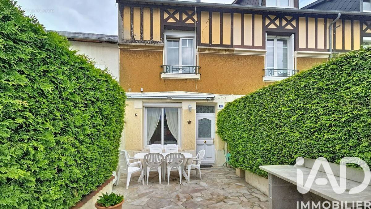 Photo 1 - Maison à LISIEUX
