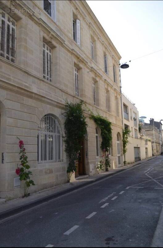 Appartement à BORDEAUX