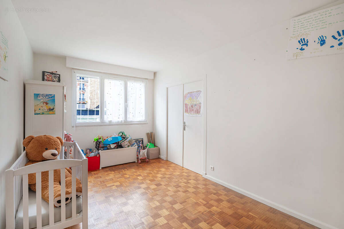 Appartement à PARIS-15E