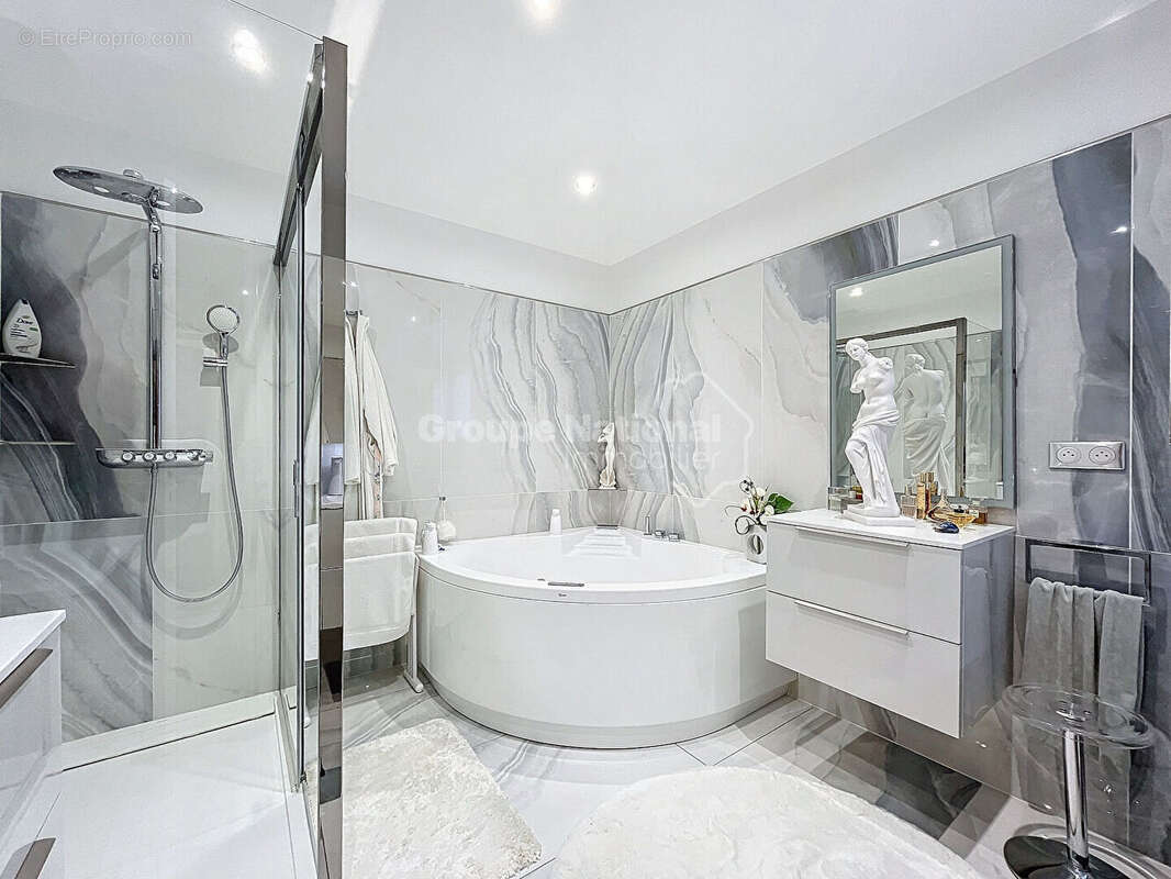 Maison à ROCHEFORT-DU-GARD