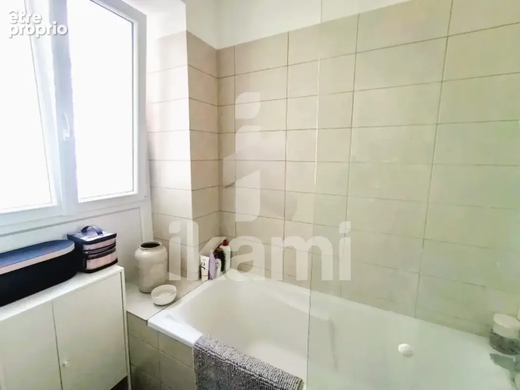 Appartement T2 rénové 57 m2 - GENISSIEUX - photo 5