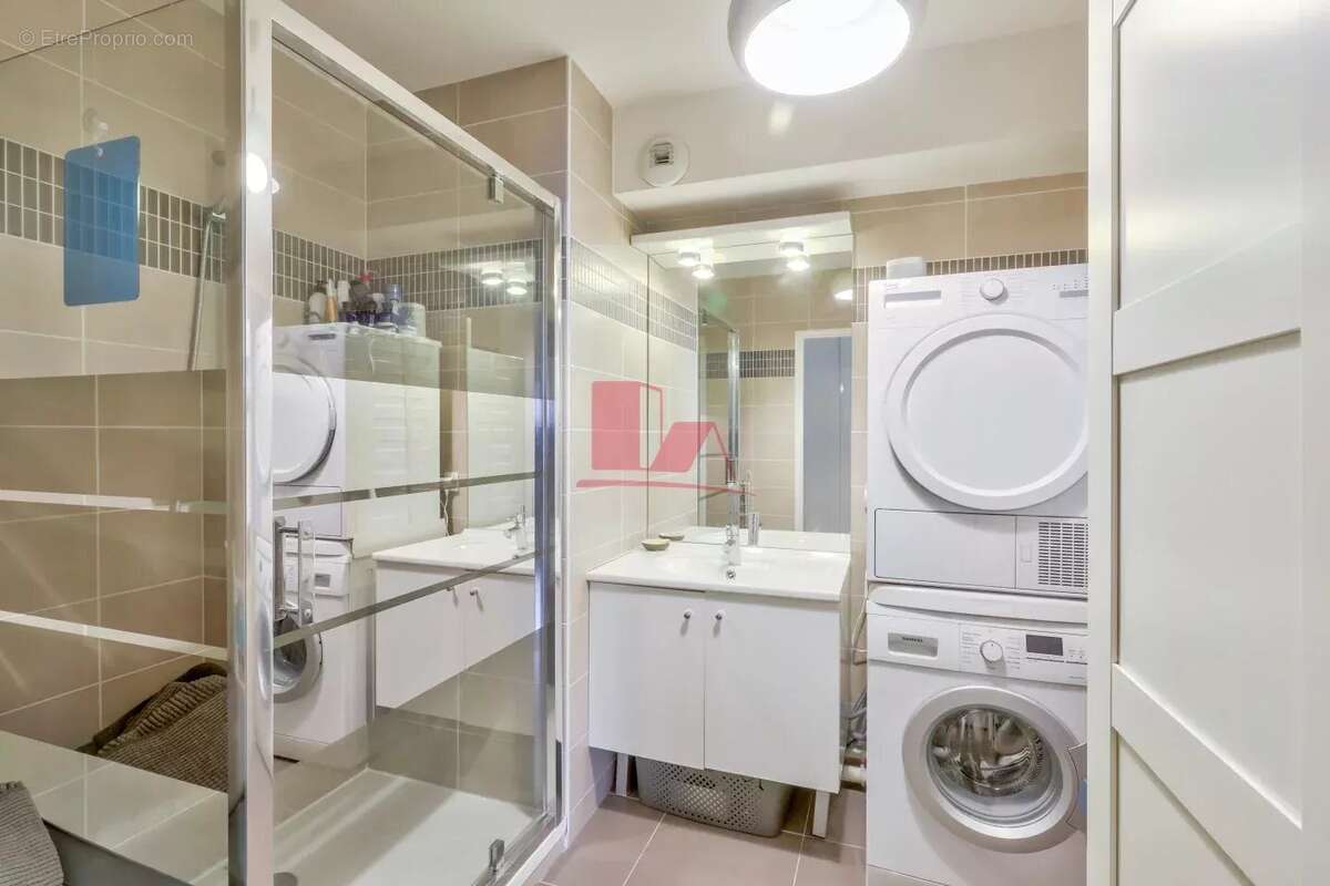 Appartement à ISSY-LES-MOULINEAUX