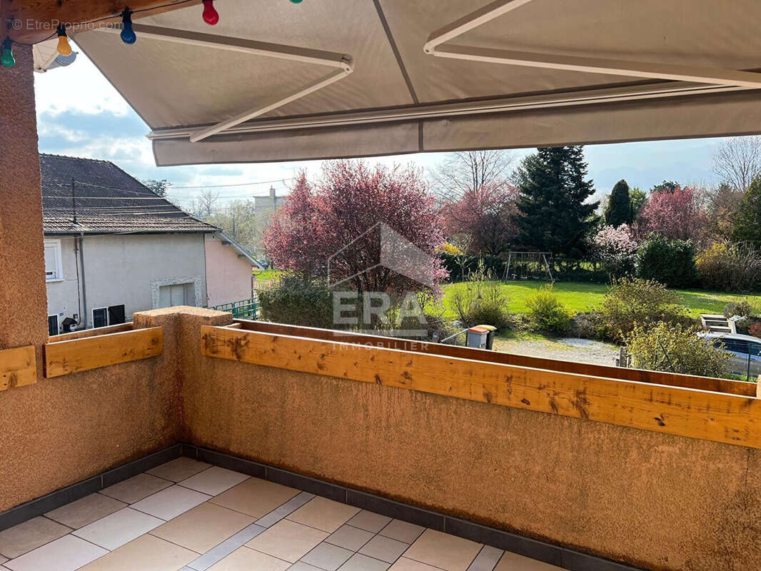 Appartement à LES ABRETS