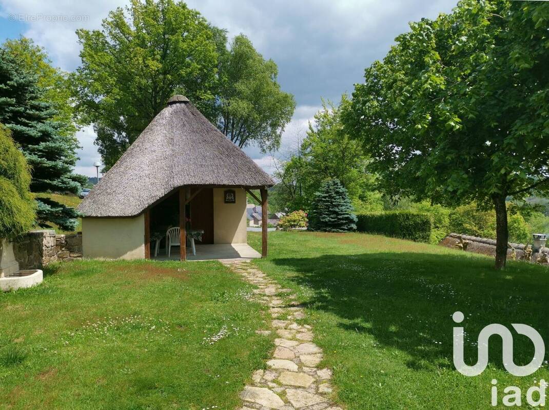 Photo 1 - Maison à PEYRELEVADE