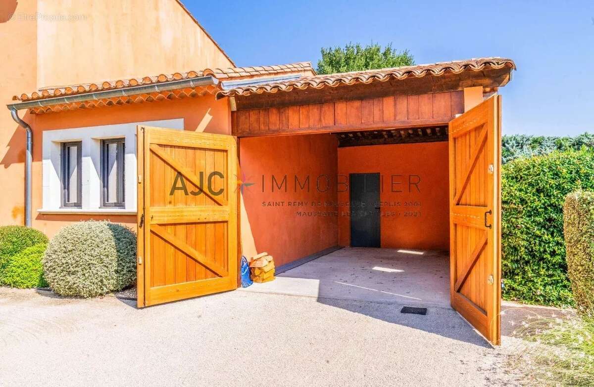 Saint-rémy-de-provence – propriété rénovée en 2019 – piscine 15 x 5 m – possibilité d'extension - photo 23