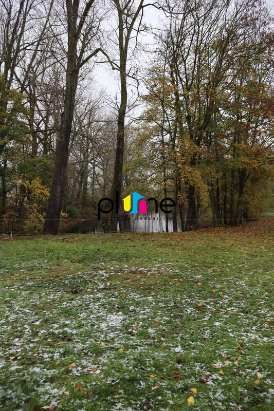 Terrain à MERIGNIES